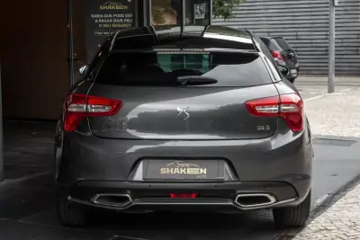 DS DS5 2015 - 8450 EUR, 237267 km - AUTO.MOTO.pt - 237267km - foto 10 de 41
