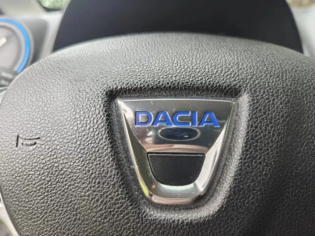 Dacia Spring 2021 - 10900 EUR, 34500 km - AUTO.MOTO.pt - 34500km - foto 26 de 34