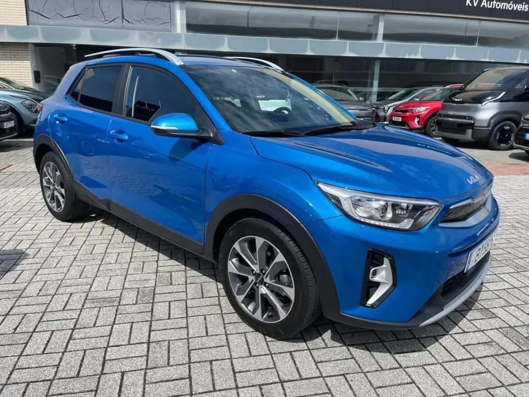 Kia Stonic 2025 - 17990 EUR, 14800 km - AUTO.MOTO.pt - 14800km - foto 7 de 17