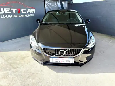 Volvo V40 2017 - 17490 EUR, 131420 km - AUTO.MOTO.pt - 131420km - foto 3 de 21