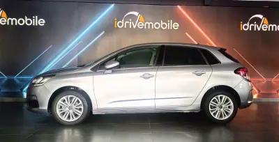 Citroën C4 2016 - 8900 EUR, 139900 km - AUTO.MOTO.pt - 139900km - foto 6 de 16