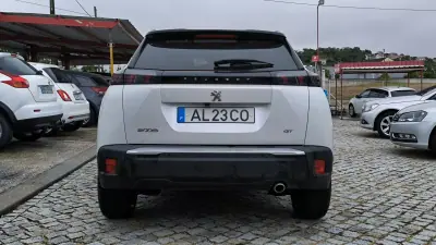 Peugeot 2008 2021 - 18950 EUR, 102107 km - AUTO.MOTO.pt - 102107km - foto 5 de 10