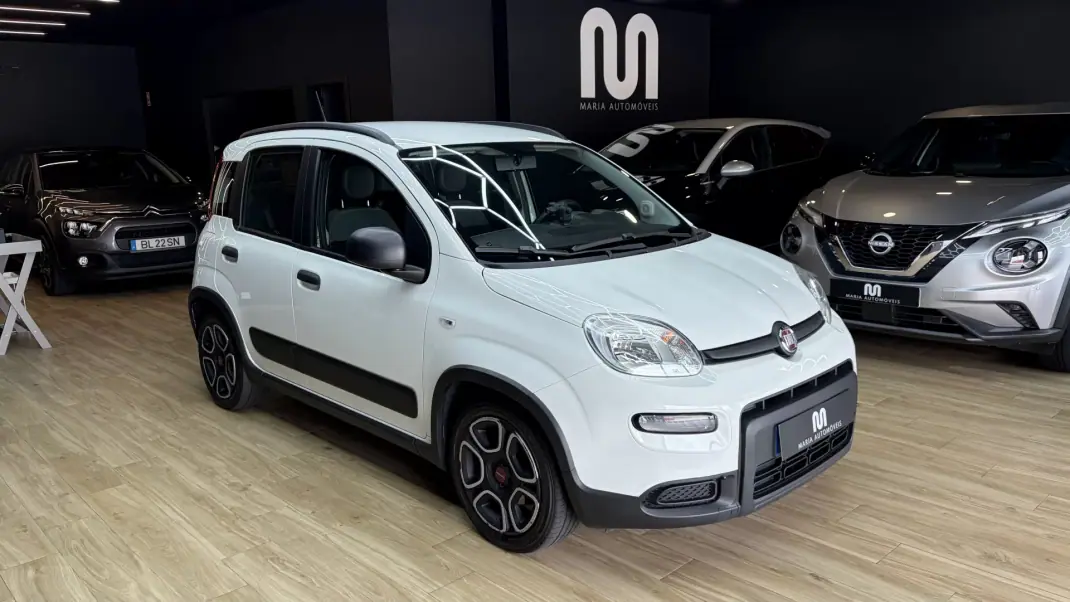 Fiat Panda 2022 - 8970 EUR, 77000 km - AUTO.MOTO.pt - 77000km - foto 1 de 33