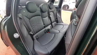 MINI Cooper 2023 - 37500 EUR, 2186 km - AUTO.MOTO.pt - 2186km - foto 12 de 20