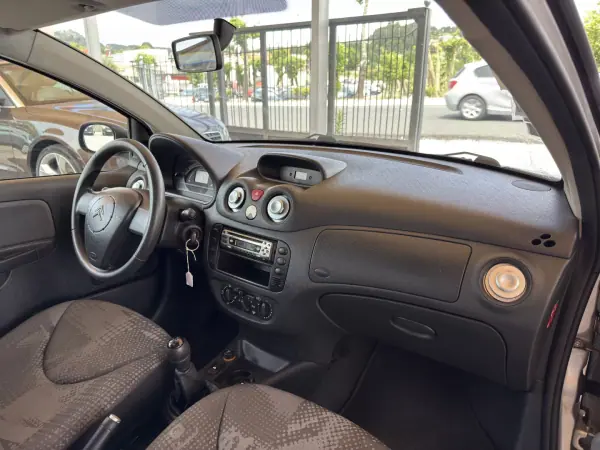 Citroën C2 2005 - 4450 EUR, 64259 km - AUTO.MOTO.pt - 64259km - foto 25 de 26