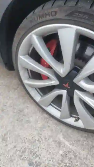 Tesla Model 3 2019 - 22600 EUR, 214980 km - 214980km - foto 9 de 14