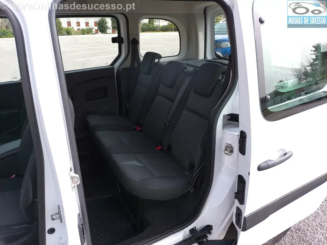 Mercedes-Benz Citan 109 1.5 CDi C/IVA 2019 - 16850 EUR, 118000 km - AUTO.MOTO.pt - 118000km - foto 8 de 31