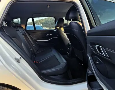 BMW 318 2020 - 28999 EUR, 100000 km - AUTO.MOTO.pt - 100000km - foto 8 de 35