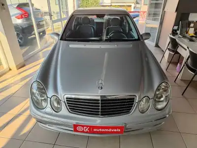 Mercedes-Benz E 220 2003 - 5500 EUR, 500000 km - AUTO.MOTO.pt - 500000km - foto 4 de 37