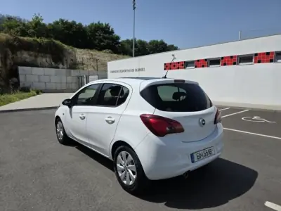 Opel Corsa 2016 - 9900 EUR, 129000 km - AUTO.MOTO.pt - 129000km - foto 9 de 15