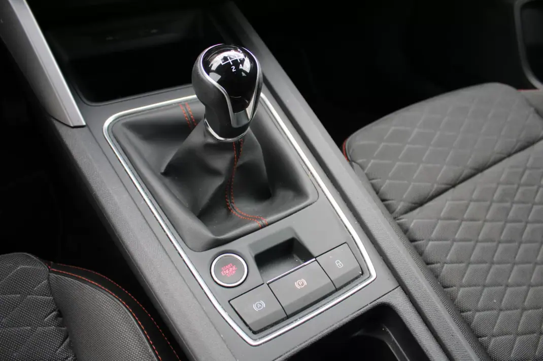 SEAT Leon 2021 - 15990 EUR, 192000 km - AUTO.MOTO.pt - 192000km - foto 32 de 32