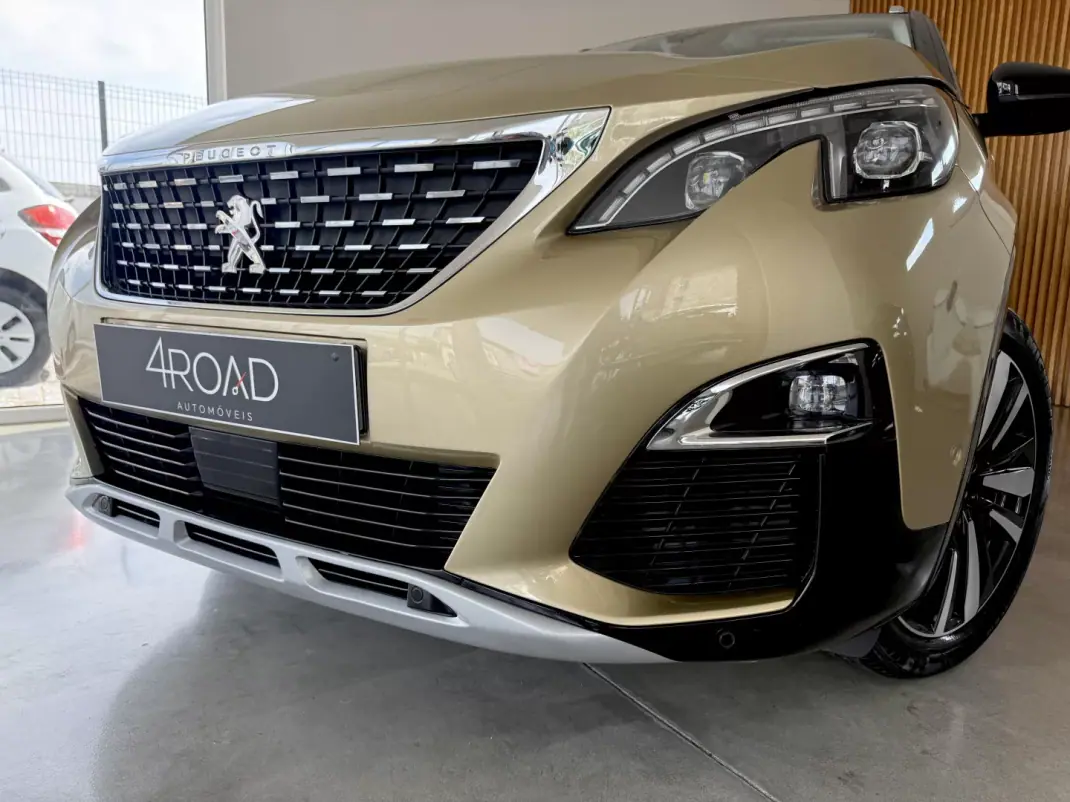 Peugeot 3008 2017 - 18500 EUR, 155000 km - AUTO.MOTO.pt - 155000km - foto 83 de 112