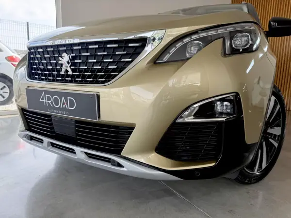 Peugeot 3008 2017 - 18500 EUR, 155000 km - AUTO.MOTO.pt - 155000km - foto 83 de 112