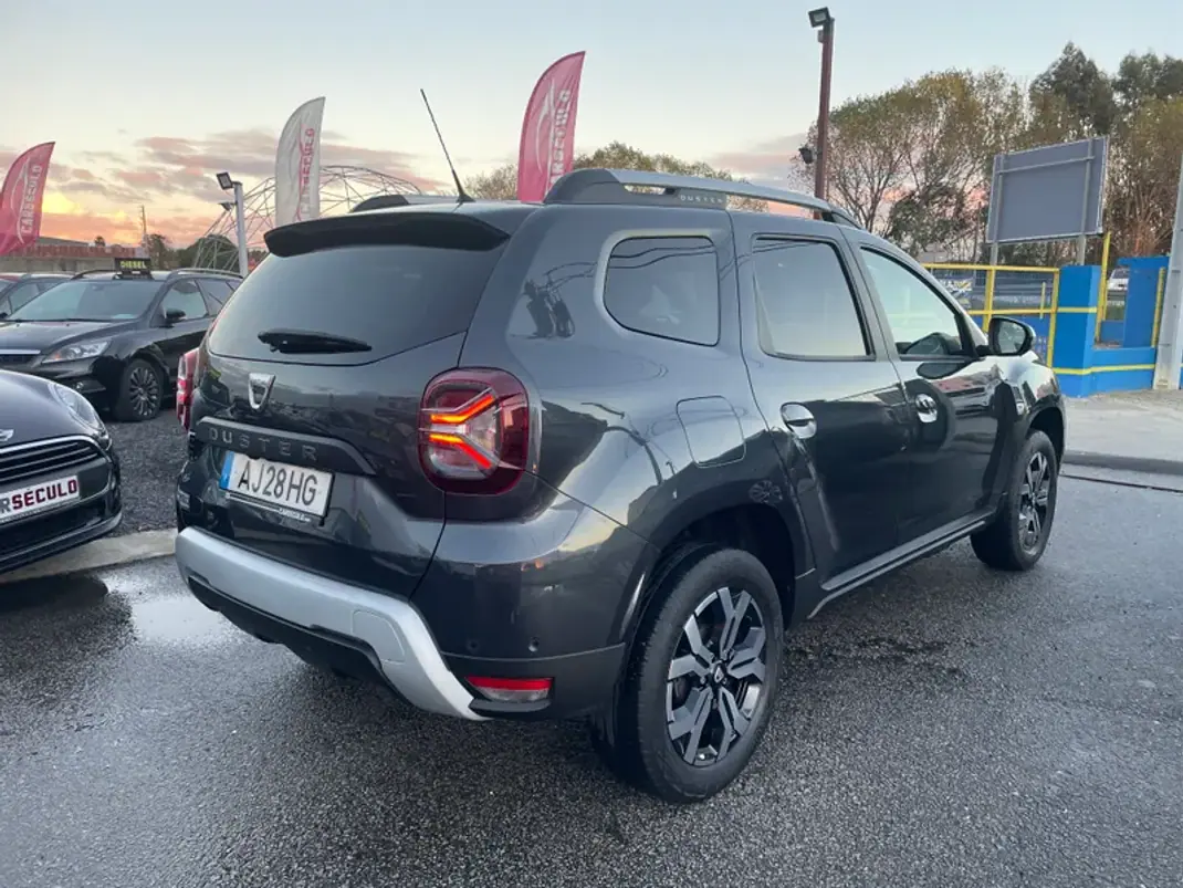 Dacia Duster 2021 - 16950 EUR, 44365 km - AUTO.MOTO.pt - 44365km - foto 7 de 31
