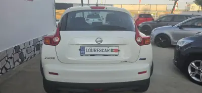 Nissan Juke 2014 - 11400 EUR, 156500 km - AUTO.MOTO.pt - 156500km - foto 4 de 15