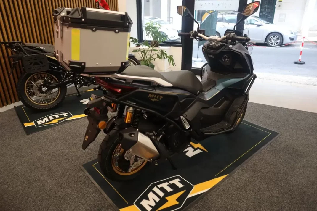 2026 - 3790 EUR, 1 km - AUTO.MOTO.pt - 1km - foto 3 de 14