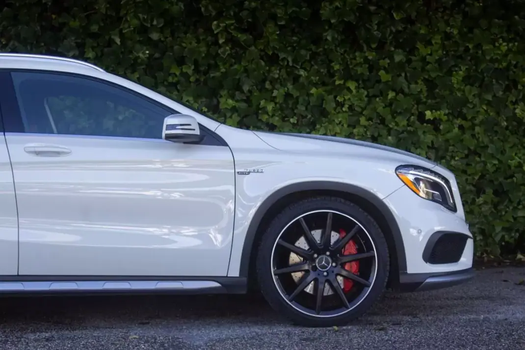 Mercedes-Benz GLA 45 AMG 2015 - 34900 EUR, 49200 km - AUTO.MOTO.pt - 49200km - foto 5 de 20