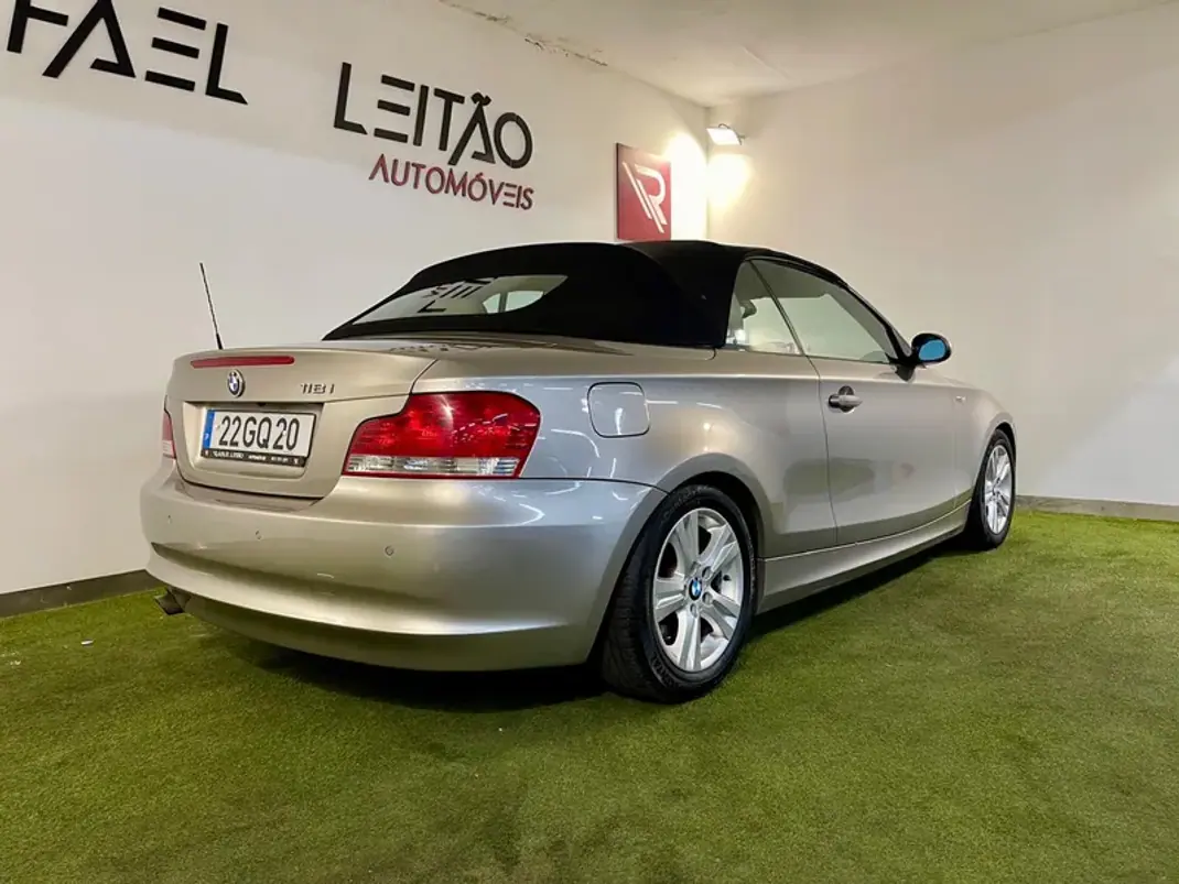BMW 118 2008 - 10900 EUR, 149000 km - AUTO.MOTO.pt - 149000km - foto 9 de 34