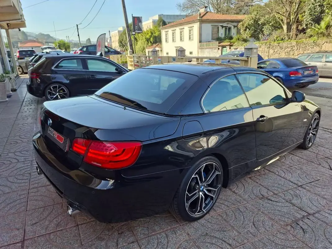 BMW 320 2010 - 15900 EUR, 220000 km - AUTO.MOTO.pt - 220000km - foto 38 de 42