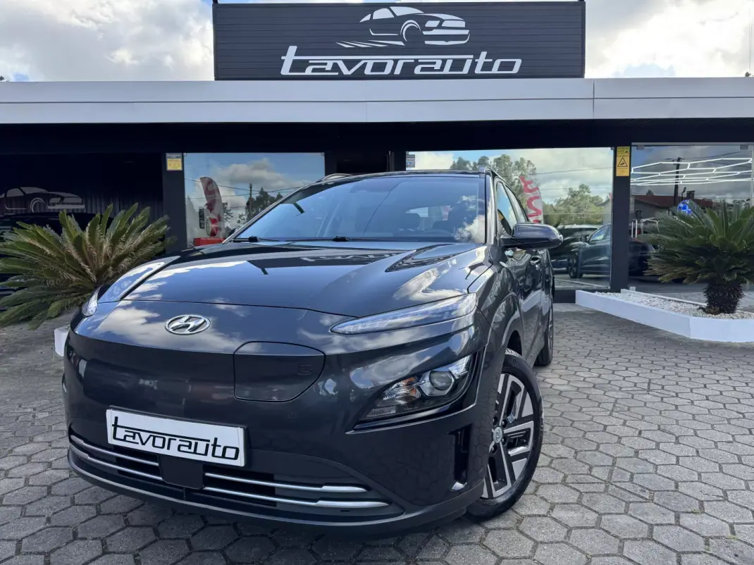 Hyundai Kauai 2021 - 22900 EUR, 80000 km - AUTO.MOTO.pt - 80000km - foto 1 de 39