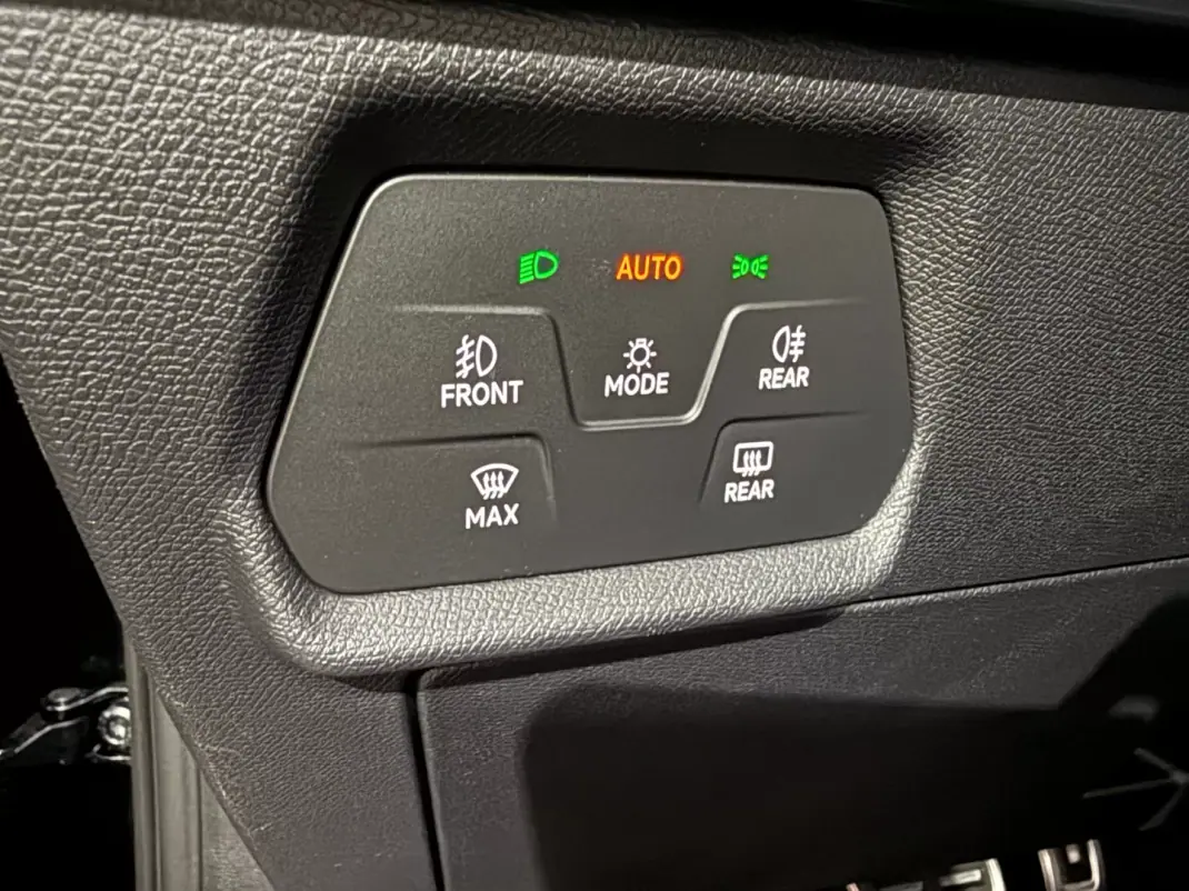 Cupra Formentor 2021 - 29900 EUR, 69200 km - AUTO.MOTO.pt - 69200km - foto 16 de 37
