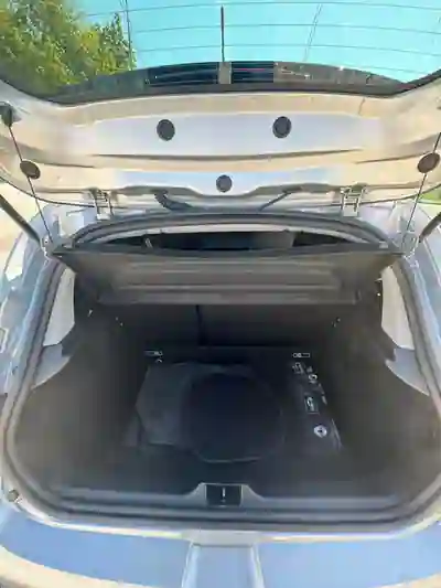 Renault Clio 2018 - 10250 EUR, 95400 km - foto 4 de 5