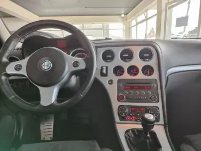 Alfa Romeo 159 Sportwagon 2008 - 7250 EUR, 221050 km - AUTO.MOTO.pt - 221050km - foto 37 de 37