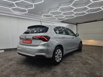 Fiat Tipo 2023 - 15350 EUR, 48173 km - AUTO.MOTO.pt - 48173km - foto 10 de 43