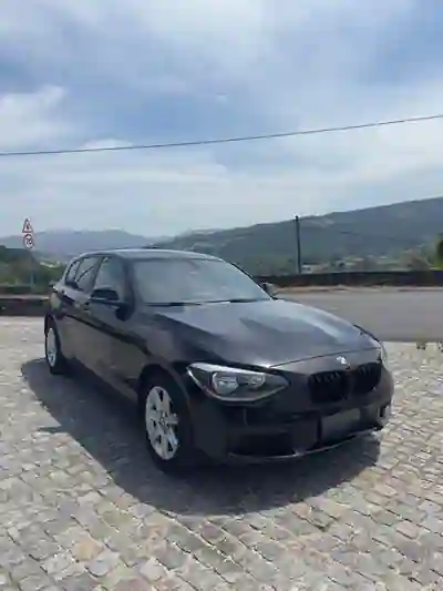 BMW 116 2013 - 11500 EUR, 190000 km - foto 2 de 9