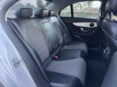 Mercedes-Benz C 200 2016 - 23990 EUR, 39000 km - AUTO.MOTO.pt - 39000km - foto 19 de 36
