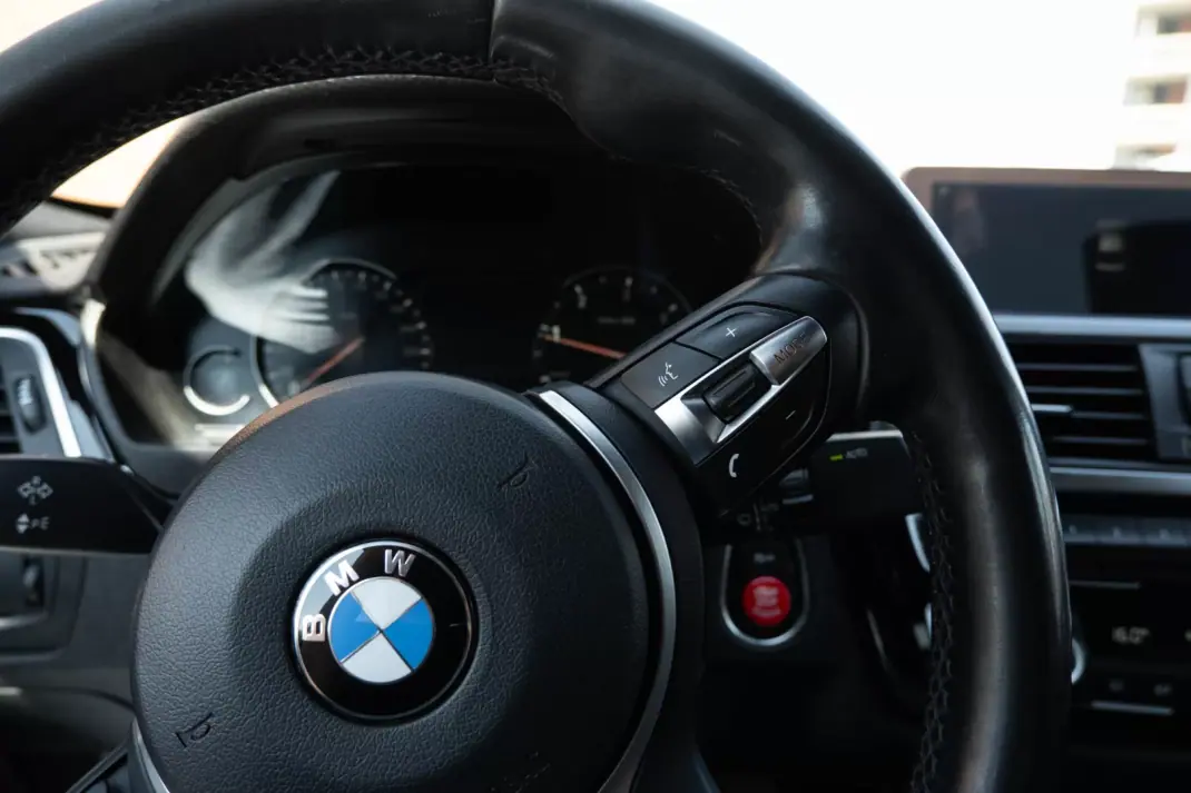 BMW 420 Gran Coupé 2018 - 26000 EUR, 190500 km - AUTO.MOTO.pt - 190500km - foto 14 de 28