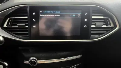 Peugeot 308 SW 2018 - 12650 EUR, 133760 km - AUTO.MOTO.pt - 133760km - foto 30 de 60