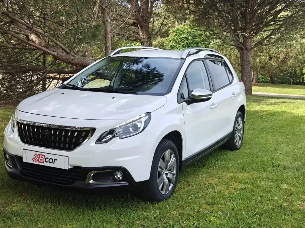 Peugeot 2008 2018 - 10399 EUR, 110600 km - AUTO.MOTO.pt - 110600km - foto 6 de 38