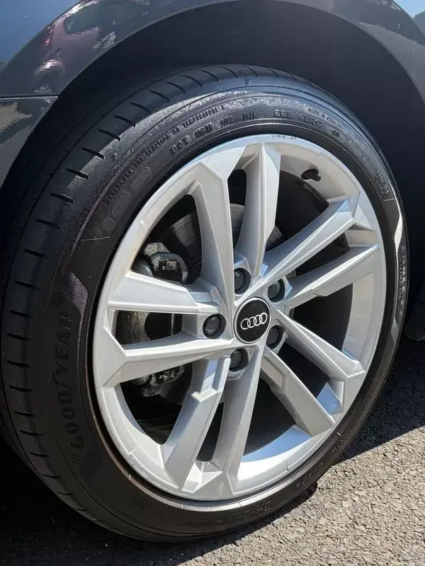 Audi A3 Sportback 2021 - 26900 EUR, 80400 km - AUTO.MOTO.pt - 80400km - foto 18 de 23