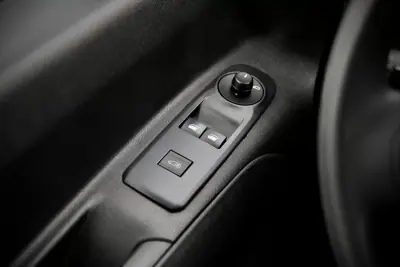 Toyota Proace City 1.5D L1 Comfort IVA DEDUTÍVEL 2022 - 14400 EUR, 159000 km - AUTO.MOTO.pt - 159000km - foto 25 de 26