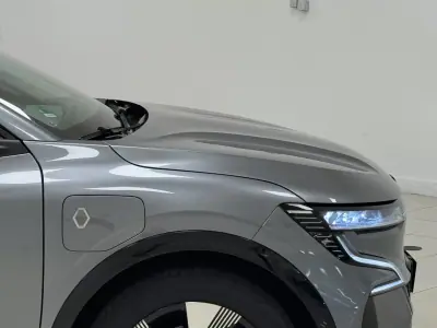 Renault Mégane E-Tech 2022 - 23890 EUR, 69000 km - AUTO.MOTO.pt - 69000km - foto 10 de 28