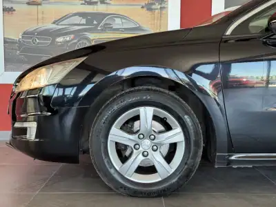 Peugeot 508 SW 2011 - 9500 EUR, 193362 km - AUTO.MOTO.pt - 193362km - foto 6 de 19