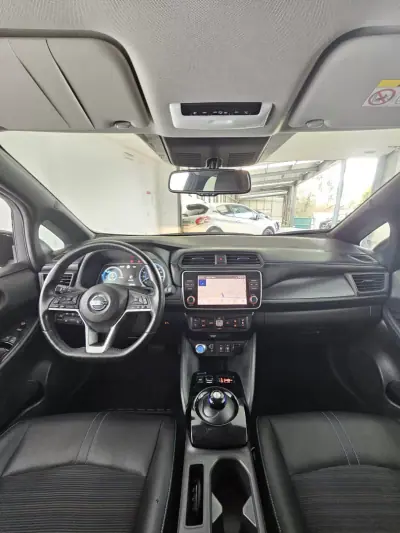 Nissan Leaf 2019 - 19500 EUR, 25097 km - AUTO.MOTO.pt - 25097km - foto 28 de 41