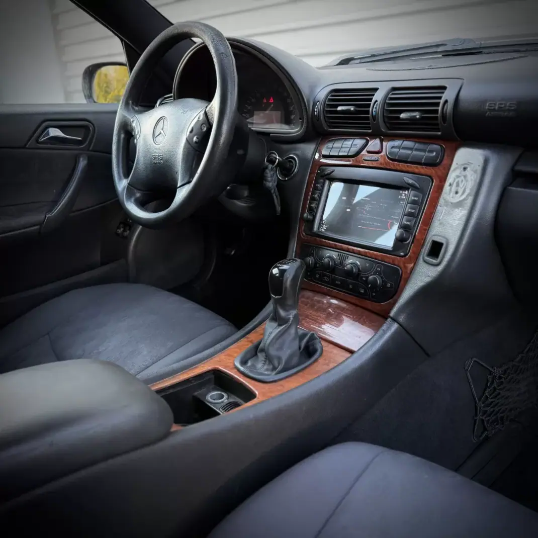 Mercedes-Benz C 200 2001 - 3900 EUR, 375000 km - 375000km - foto 10 de 23
