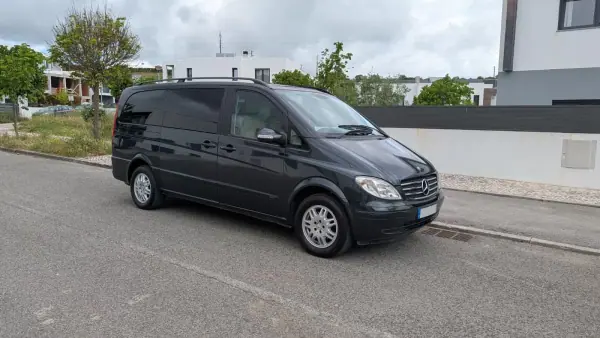 Mercedes-Benz Viano 2005 - 15500 EUR, 296429 km - AUTO.MOTO.pt - 296429km - foto 5 de 17