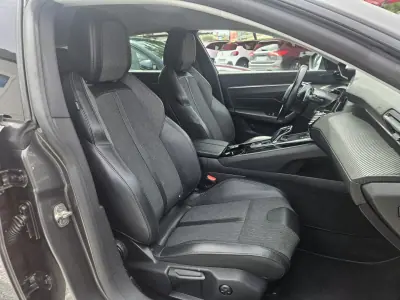 Peugeot 508 SW 2021 - 21500 EUR, 100130 km - AUTO.MOTO.pt - 100130km - foto 73 de 77