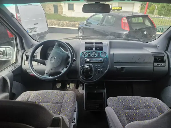Mercedes-Benz Vito 2002 - 15900 EUR, 220000 km - 220000km - foto 6 de 9