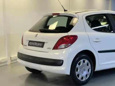 Peugeot 207 2010 - 6990 EUR, 125000 km - 125000km - foto 26 de 27
