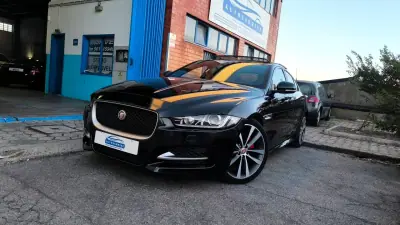 Jaguar XE 2017 - 14900 EUR, 159000 km - 159000km - foto 16 de 24