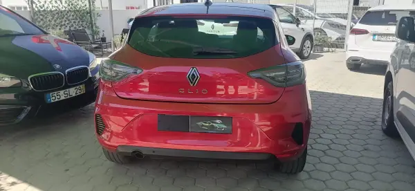 Renault Clio 2024 - 17900 EUR, 48085 km - AUTO.MOTO.pt - 48085km - foto 18 de 20