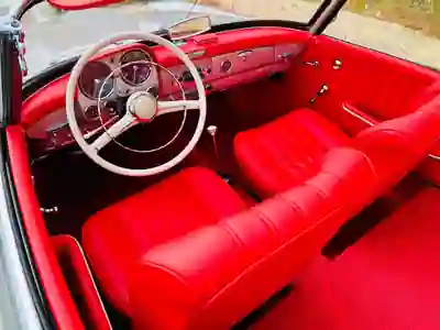 Mercedes-Benz SL 190 1958 - 22500 EUR, 35000 km - AUTO.MOTO.pt - 35000km - foto 5 de 8