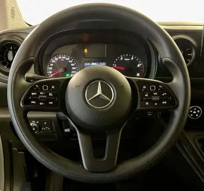 Mercedes-Benz 2022 - 17750 EUR, 45000 km - AUTO.MOTO.pt - 45000km - foto 3 de 28