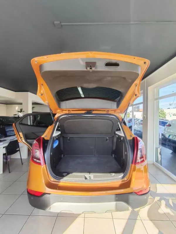 Opel Mokka X 2016 - 10250 EUR, 218000 km - AUTO.MOTO.pt - 218000km - foto 15 de 37