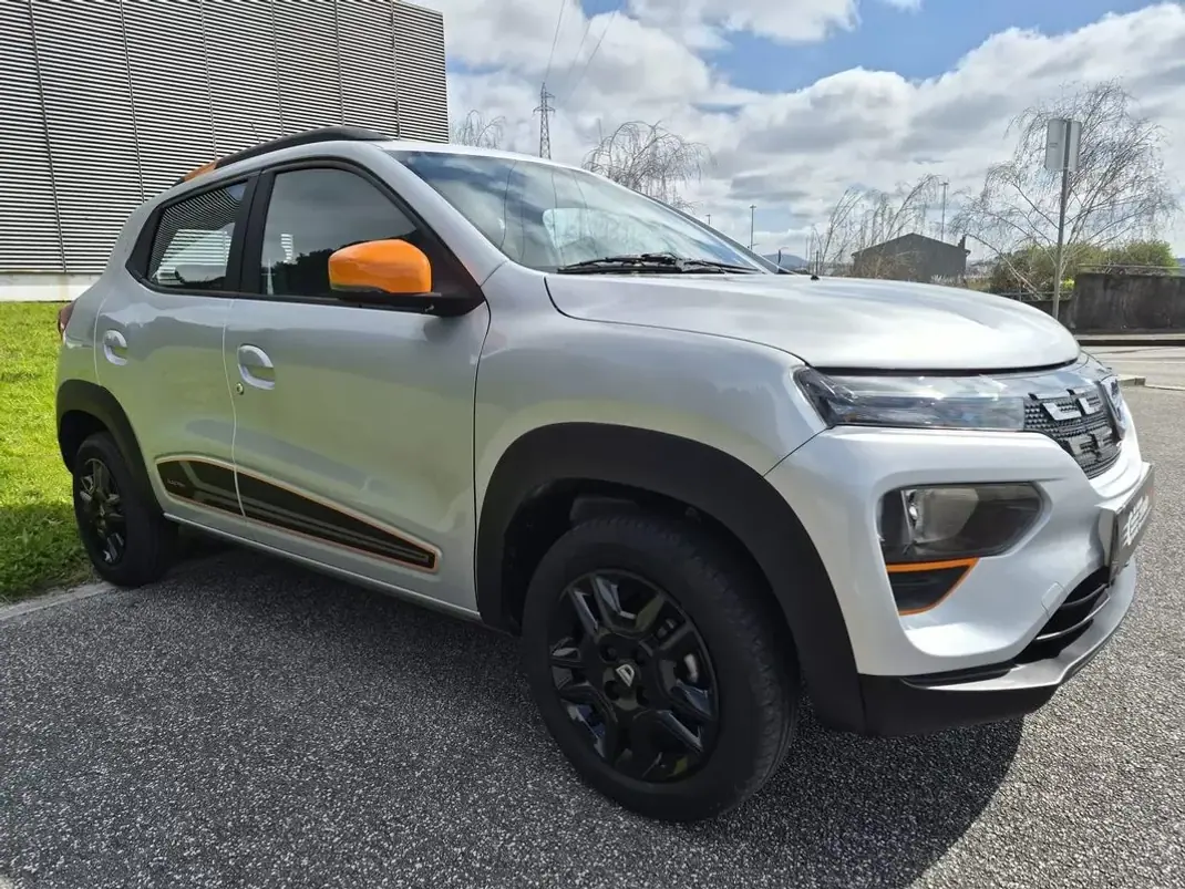 Dacia Spring 2022 - 11499 EUR, 39555 km - AUTO.MOTO.pt - 39555km - foto 5 de 9