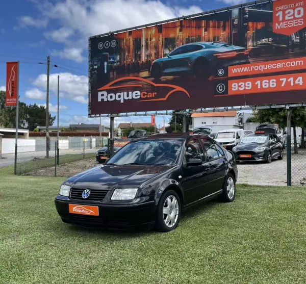 Volkswagen Bora 2000 - 4750 EUR, 270000 km - AUTO.MOTO.pt - 270000km - foto 2 de 14